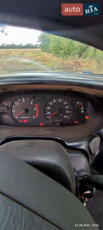 Минивэн Hyundai H 200 2003 в Васильковке фото 2 Минивэн Hyundai H 200 2003 в Васильковке