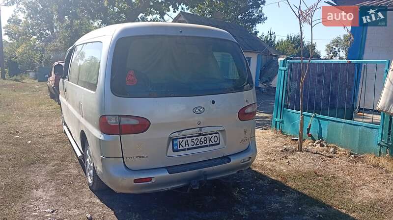 Hyundai H 200 2000