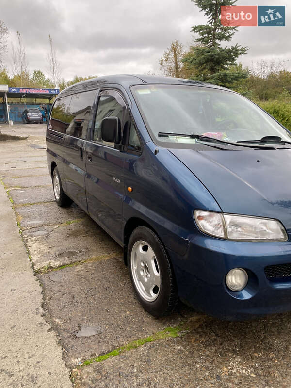Мінівен Hyundai H 200 1998 в Новому Розділі