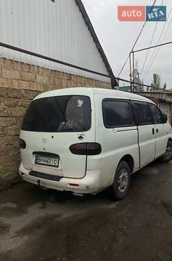Минивэн Hyundai H 200 1998 в 