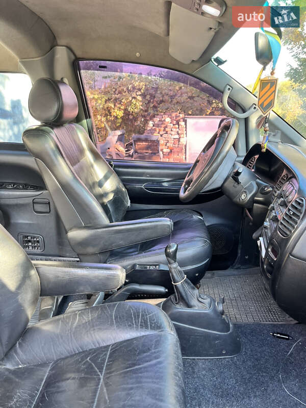 Мінівен Hyundai H 200 1999 в Кам'янському