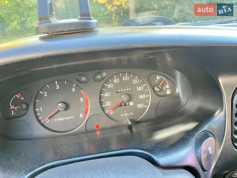 Мінівен Hyundai H 200 1999 в Кам'янському