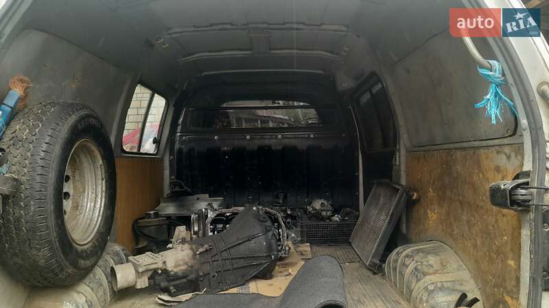 Грузовой фургон Hyundai H 200 2001 в Хмельнике фото 6 Грузовой фургон Hyundai H 200 2001 в Хмельнике