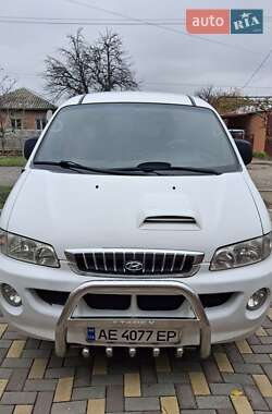 Вантажний фургон Hyundai H 200 2006 в П'ятихатках