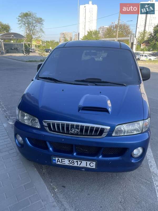 Мінівен Hyundai H 200 2005 в Дніпрі