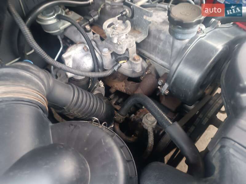 Мінівен Hyundai H 200 2000 в Слов'янську фото 13 Мінівен Hyundai H 200 2000 в Слов'янську