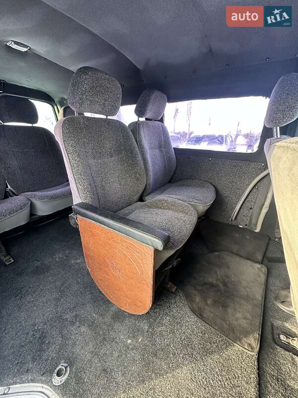 Минивэн Hyundai H 200 2001 в Белогородке