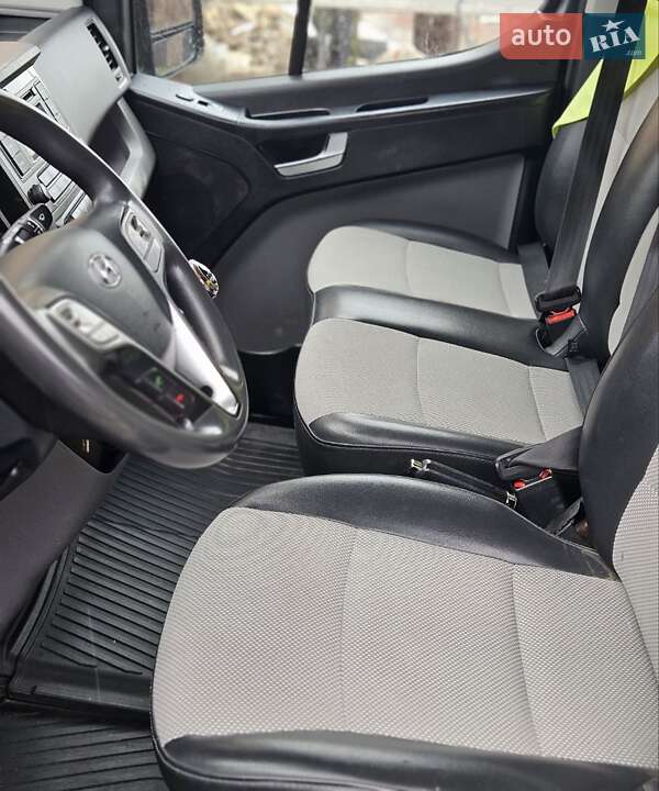 Микроавтобус грузовой (до 3,5т) Hyundai H 350 2018 в Борисполе