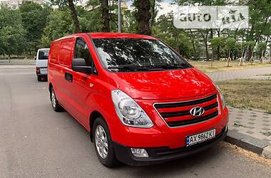 Легковий фургон (до 1,5т) Hyundai H1 груз. 2013 в Києві