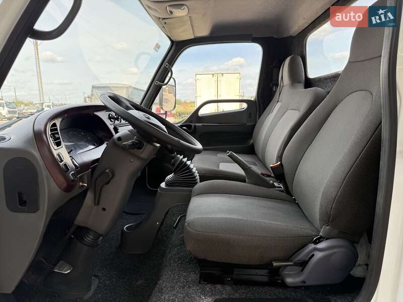Бензовоз Hyundai HD 65 2004 в Запорожье
