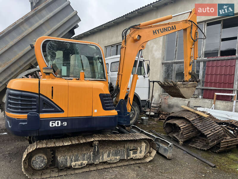 Гусеничный экскаватор Hyundai HD 65 2013 в Косове фото 10 Гусеничный экскаватор Hyundai HD 65 2013 в Косове