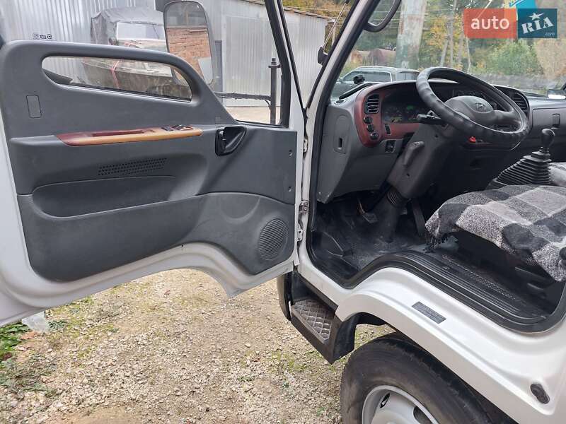 Вантажний фургон Hyundai HD 72 2007 в Тернополі