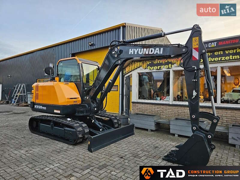 Гусеничный экскаватор Hyundai HX 2025 в Киеве