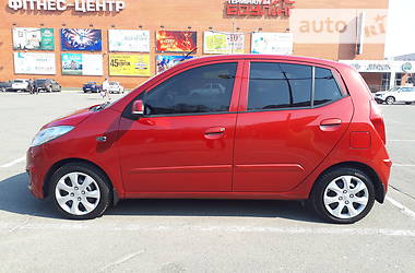 Хэтчбек Hyundai i10 2013 в Киеве