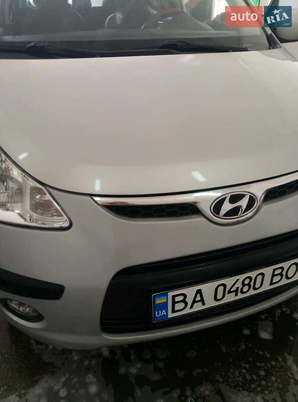 Хэтчбек Hyundai i10 2008 в Долинской