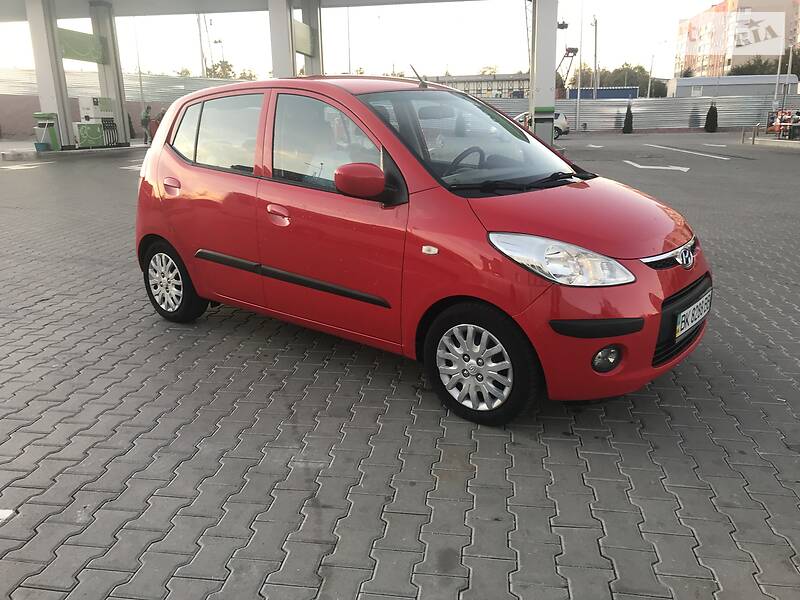 Хетчбек Hyundai i10 2008 в Рівному
