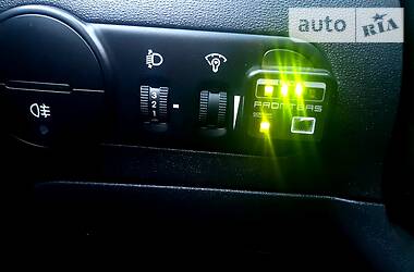 Хетчбек Hyundai i10 2012 в 