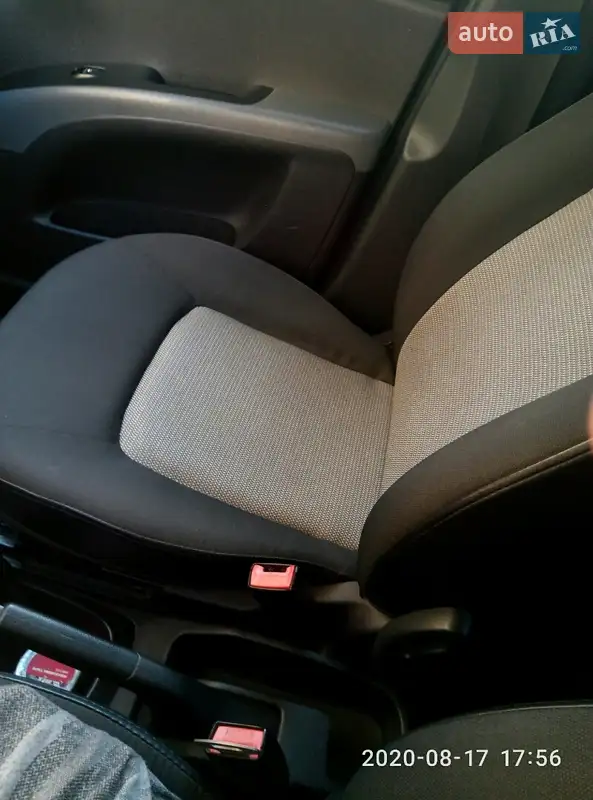 Hyundai i10 2008 VIN MALAM51BP8M086539 фото оголошення 40 з 100