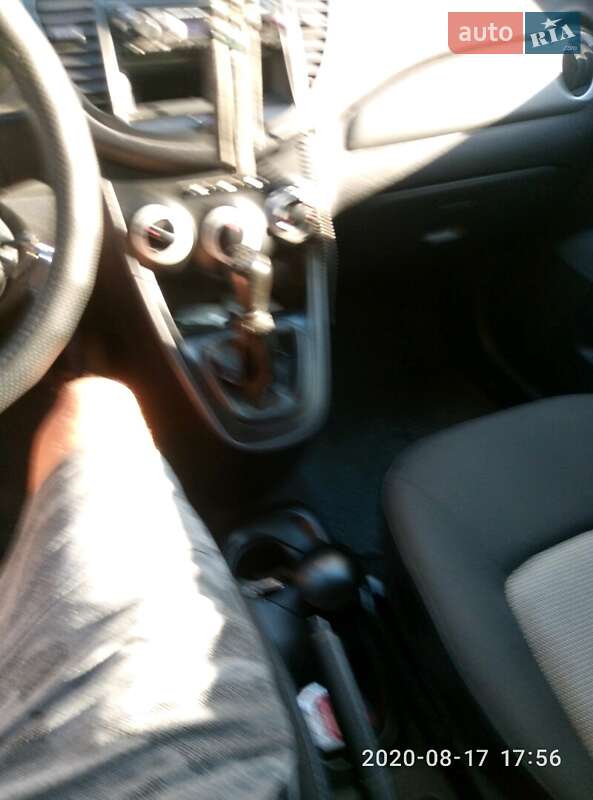 Хэтчбек Hyundai i10 2008 в Долинской фото 52 Хэтчбек Hyundai i10 2008 в Долинской