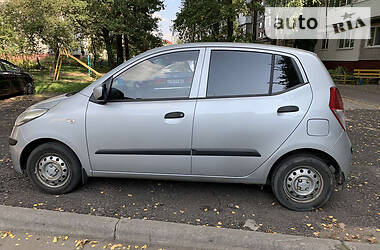 Хэтчбек Hyundai i10 2009 в Житомире