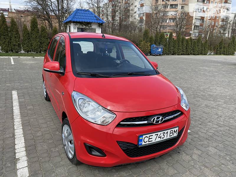 Другие легковые Hyundai i10 2013 в Черновцах