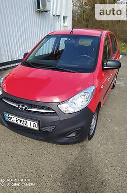 Хэтчбек Hyundai i10 2012 в Жидачове