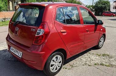 Хетчбек Hyundai i10 2011 в Житомирі