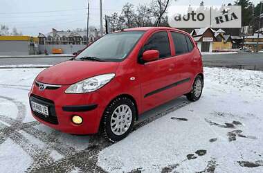 Хэтчбек Hyundai i10 2010 в Броварах