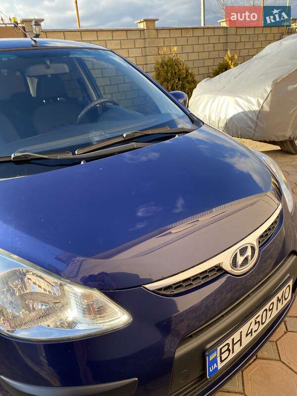 Хэтчбек Hyundai i10 2009 в Одессе