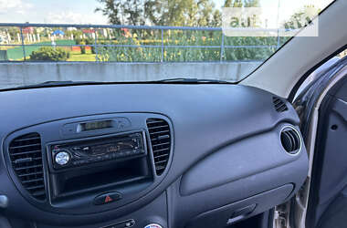 Хэтчбек Hyundai i10 2008 в Киеве