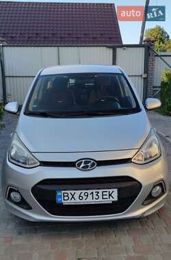 Хэтчбек Hyundai i10 2014 в 