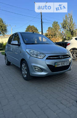 Хетчбек Hyundai i10 2011 в Одесі