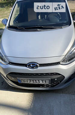 Хетчбек Hyundai i10 2015 в Рені