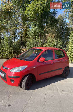 Хэтчбек Hyundai i10 2008 в 