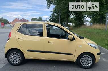 Хэтчбек Hyundai i10 2009 в Харькове