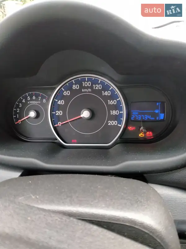 Hyundai i10 2012