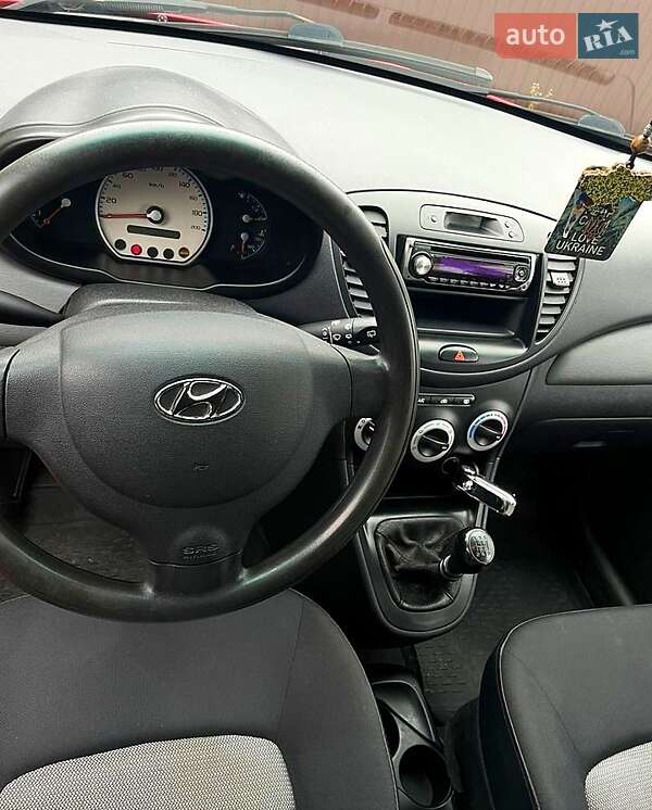 Хэтчбек Hyundai i10 2008 в Харькове