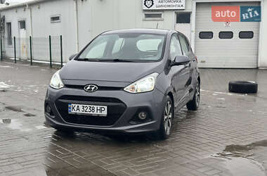 Хэтчбек Hyundai i10 2015 в Киеве