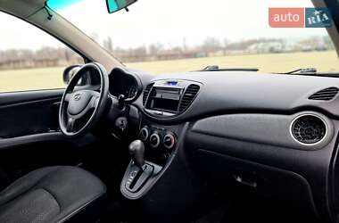 Хетчбек Hyundai i10 2012 в Одесі