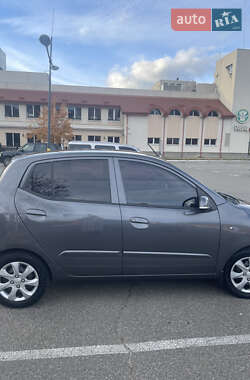 Хэтчбек Hyundai i10 2013 в 
