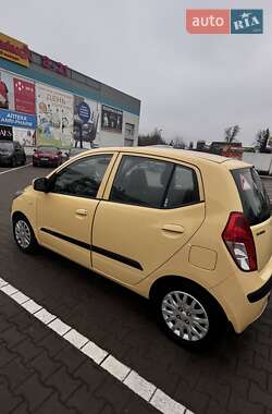 Хетчбек Hyundai i10 2010 в Вишневому