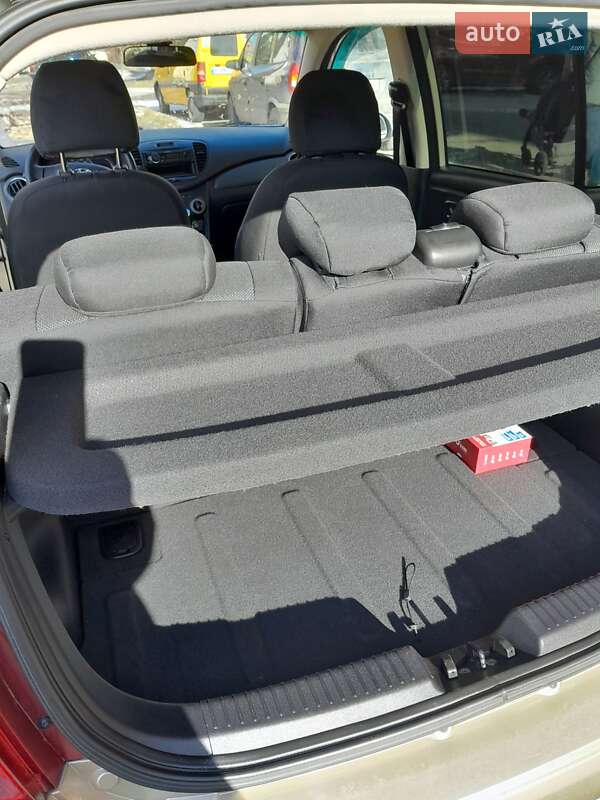 Хетчбек Hyundai i10 2012 в Львові