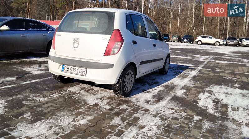 Хетчбек Hyundai i10 2008 в Чернігові