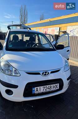 Хэтчбек Hyundai i10 2009 в 