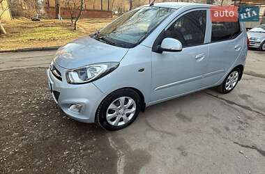 Хетчбек Hyundai i10 2013 в 