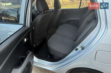 Хетчбек Hyundai i10 2013 в 