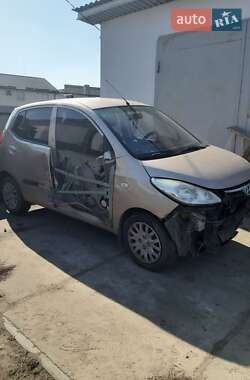 Хетчбек Hyundai i10 2008 в Березному