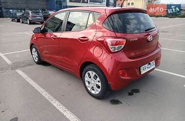 Хэтчбек Hyundai i10 2014 в 