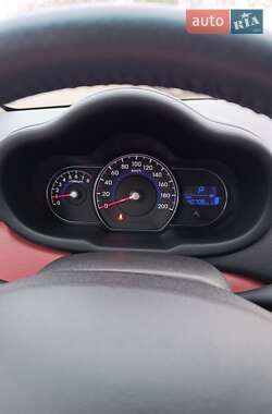 Хэтчбек Hyundai i10 2013 в 