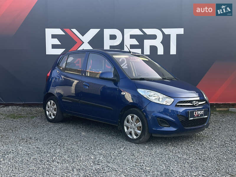 Хетчбек Hyundai i10 2013 в 